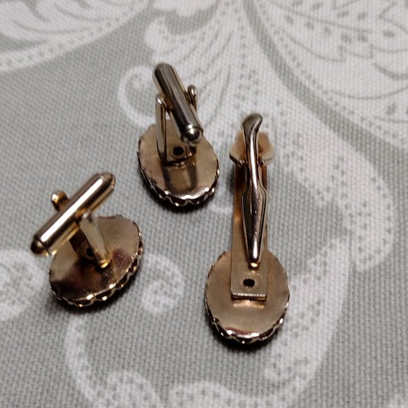 Goldstone Cufflink & Tie Clip Set - Picture 2 of 6